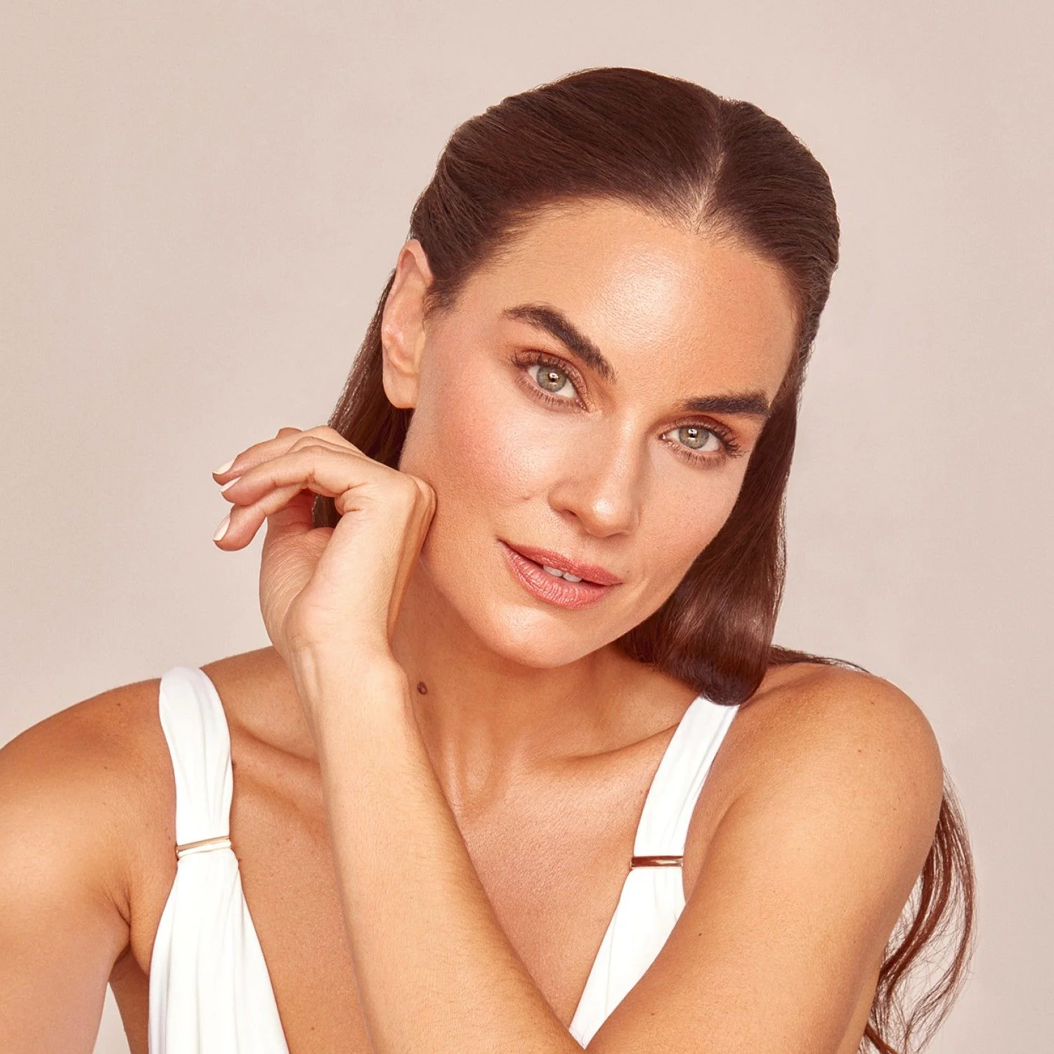 All Day Radiance Face Mist - Image 3