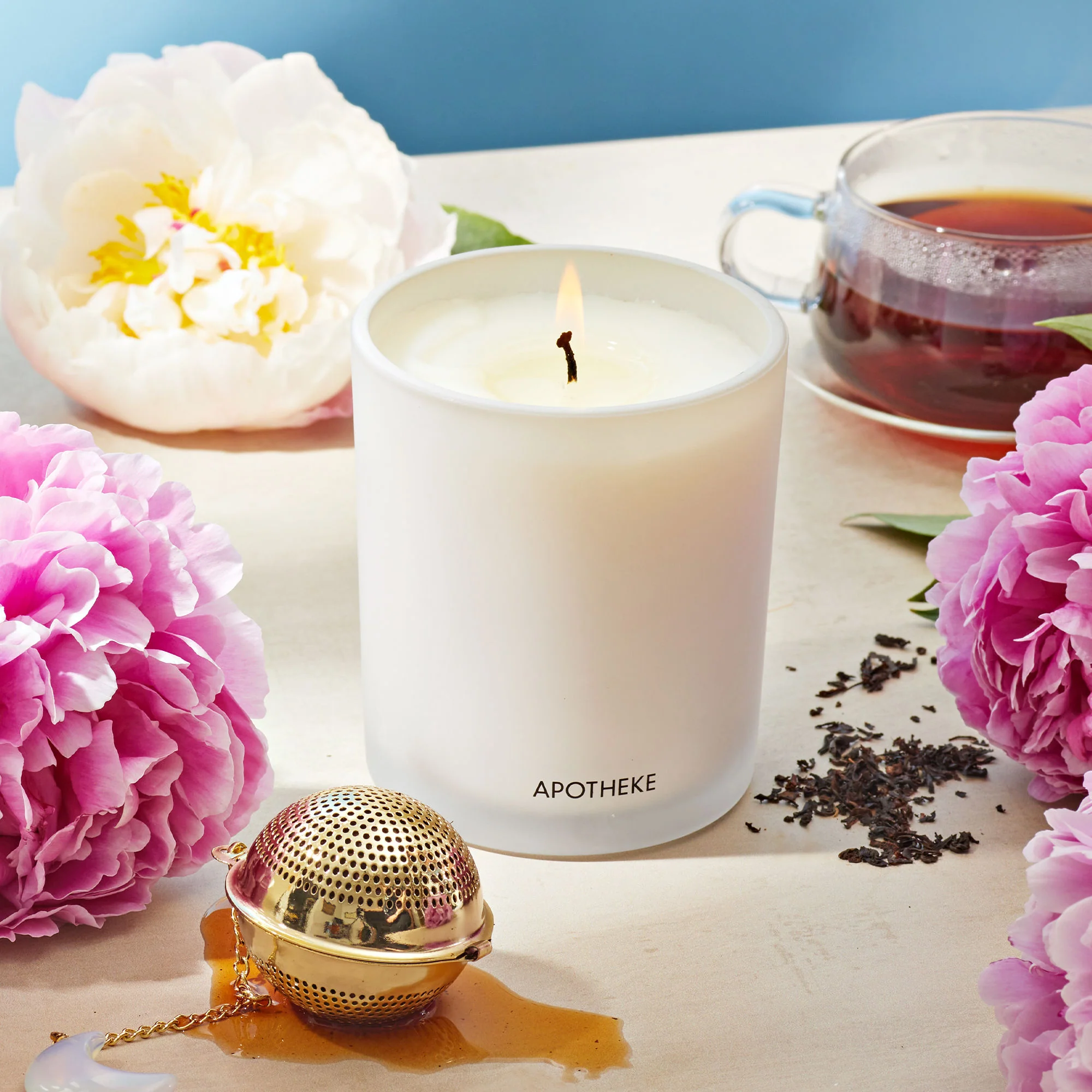 Earl Grey Bitters Classic Scented Candle - Image 3