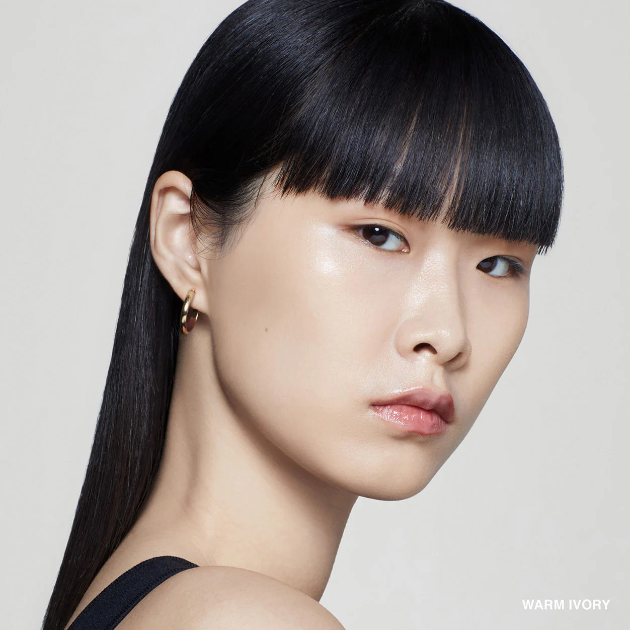 Intensive Serum Foundation SPF 40/30 - Image 5