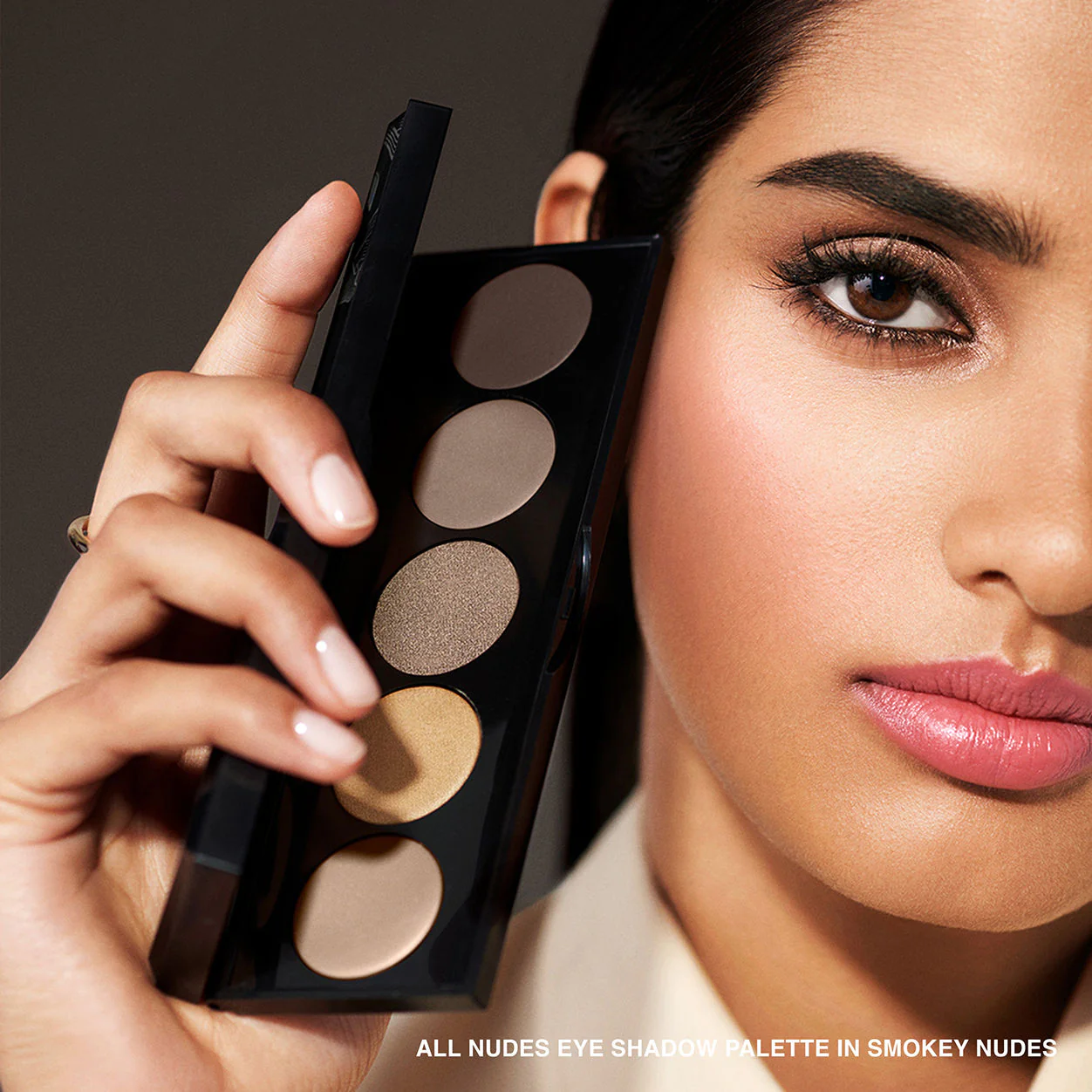 Smokey Nudes Eye Shadow Palette - Image 7