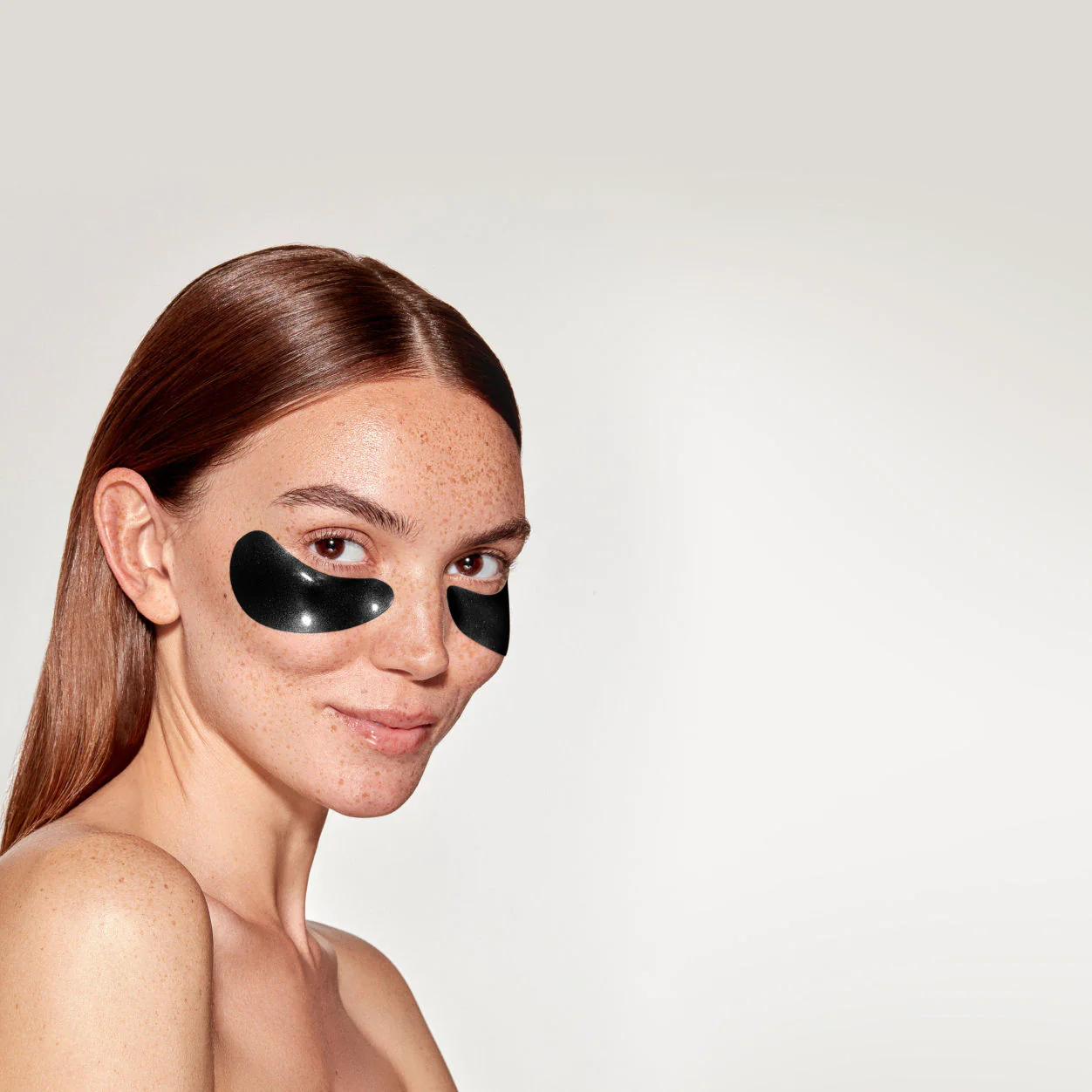 Celestial Black Diamond Eye Mask - Image 3