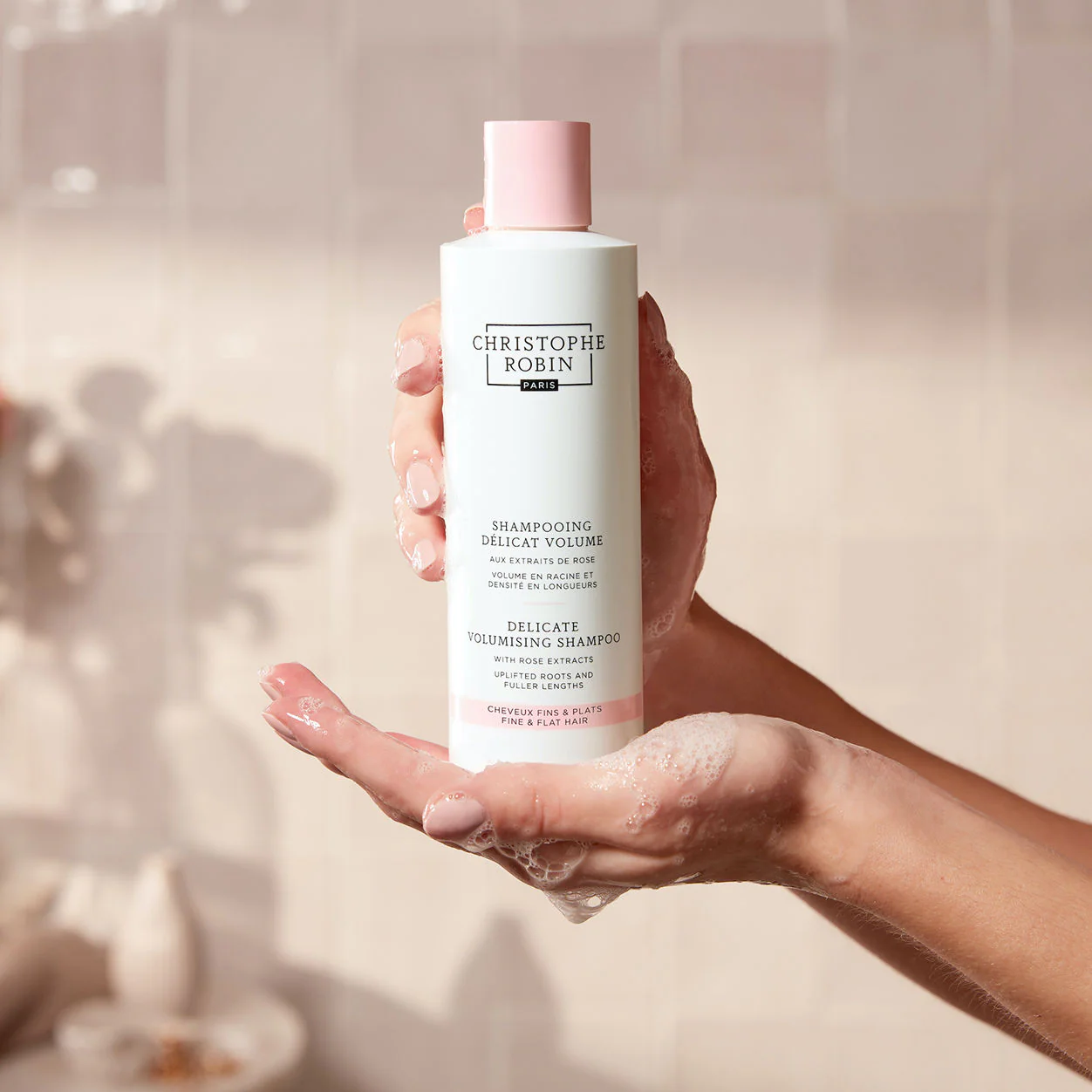 Delicate Volumising Shampoo with Rose Extracts - Image 6
