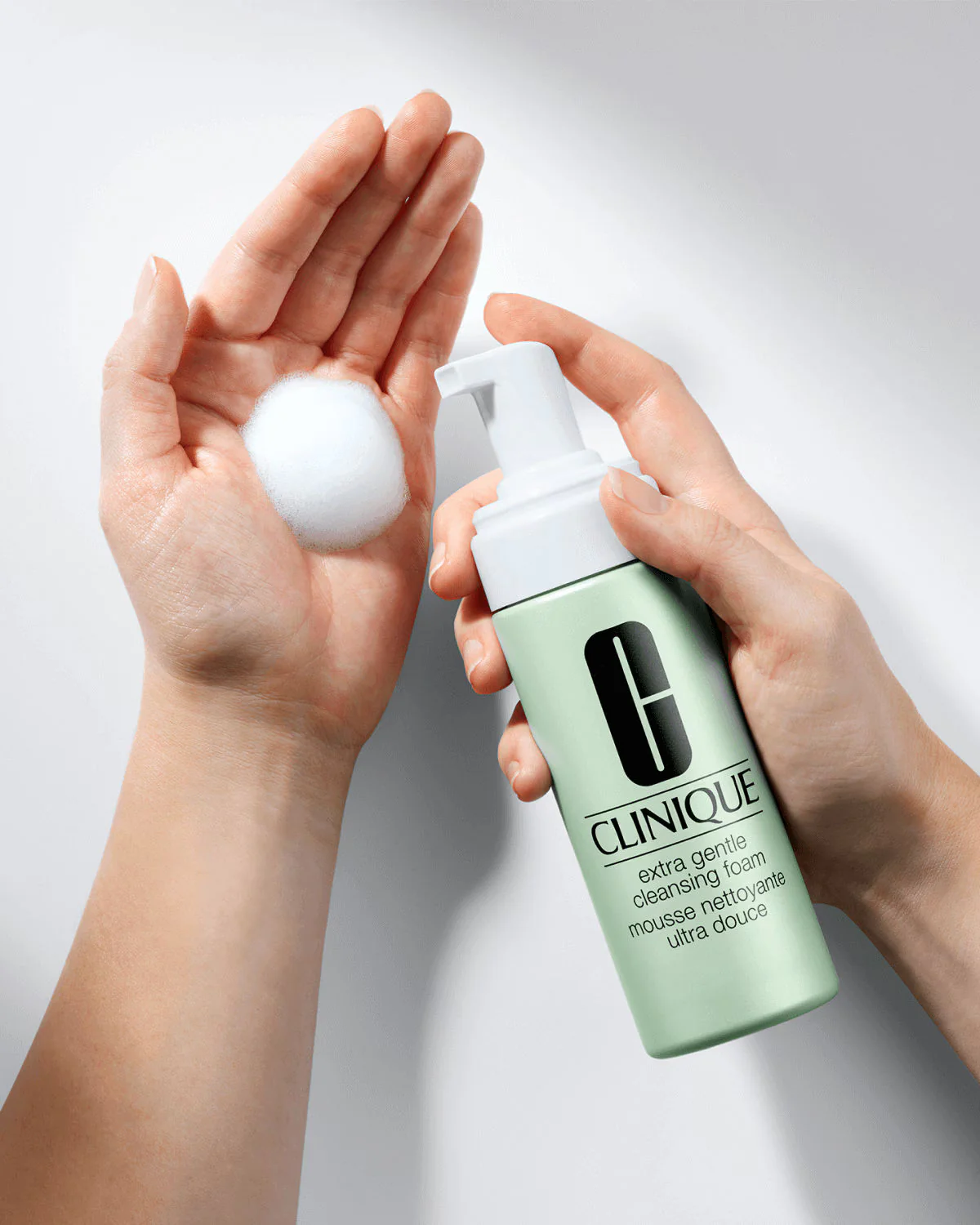 Extra Gentle Cleansing Foam - Image 2