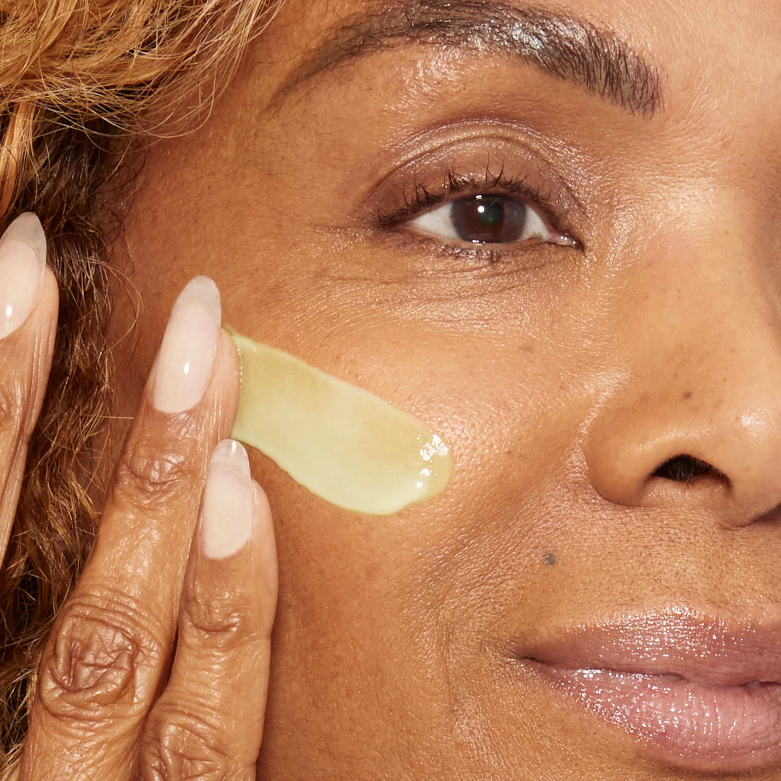 Dynamic Skin Retinol Serum - Image 4