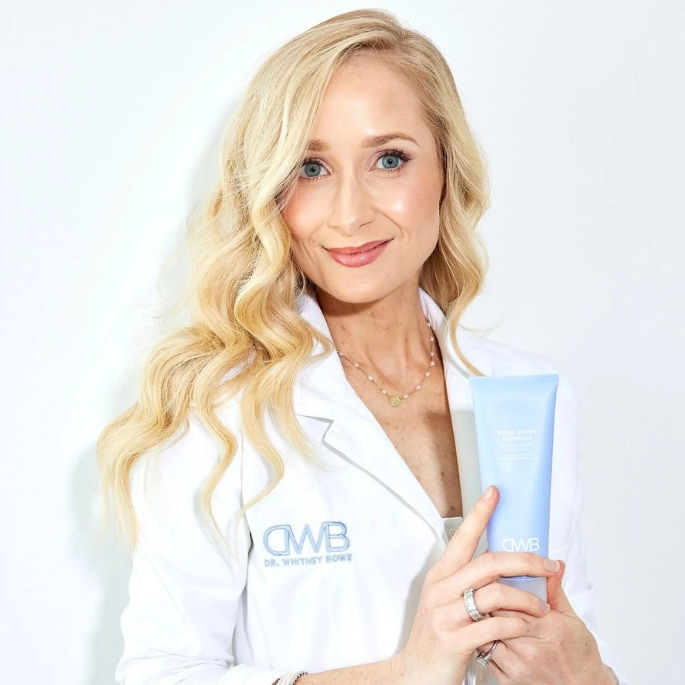 Bowe Glowe Cleanser Gentle Creamy Face Wash - Image 4