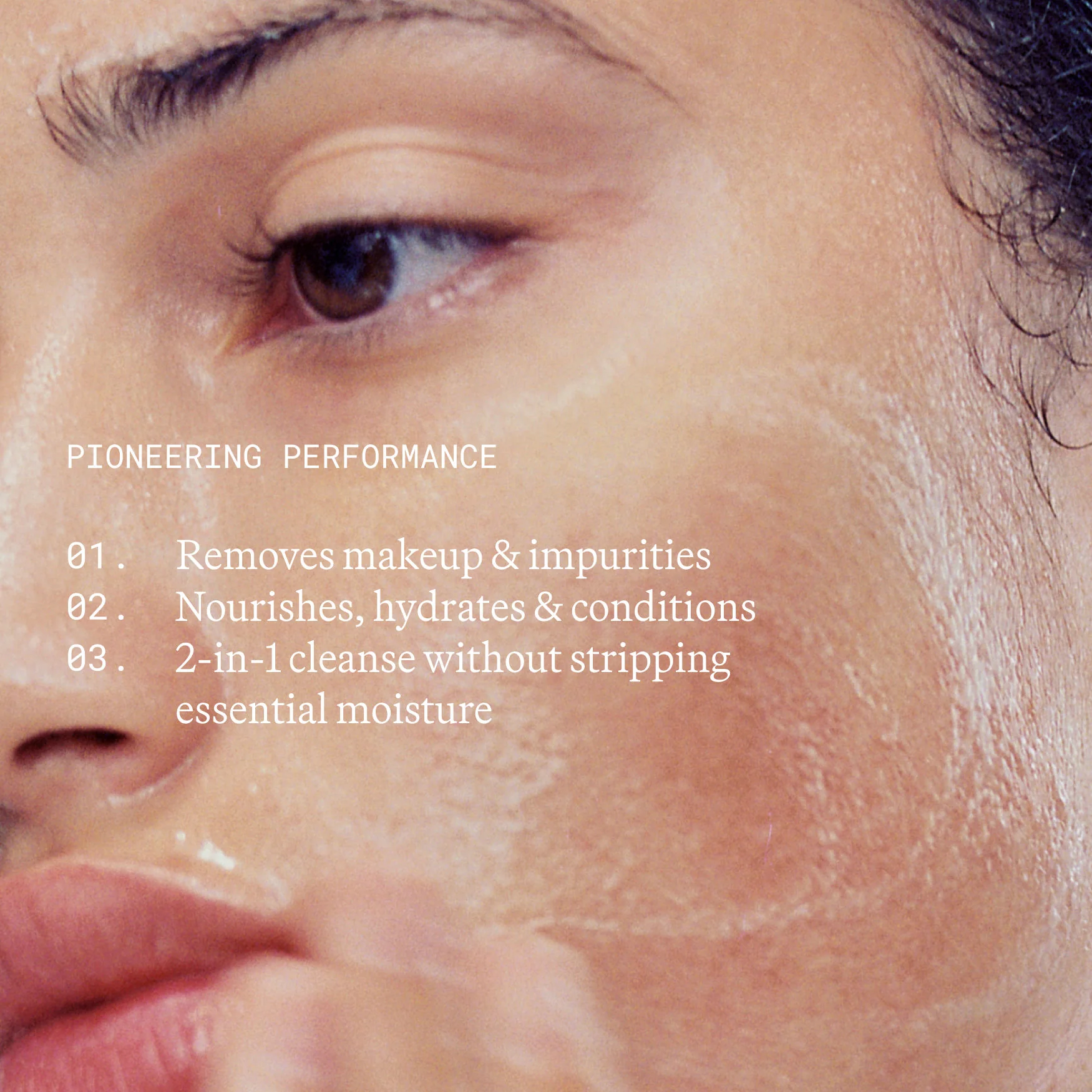 Illuminating Oil Face Cleanser - Image 5
