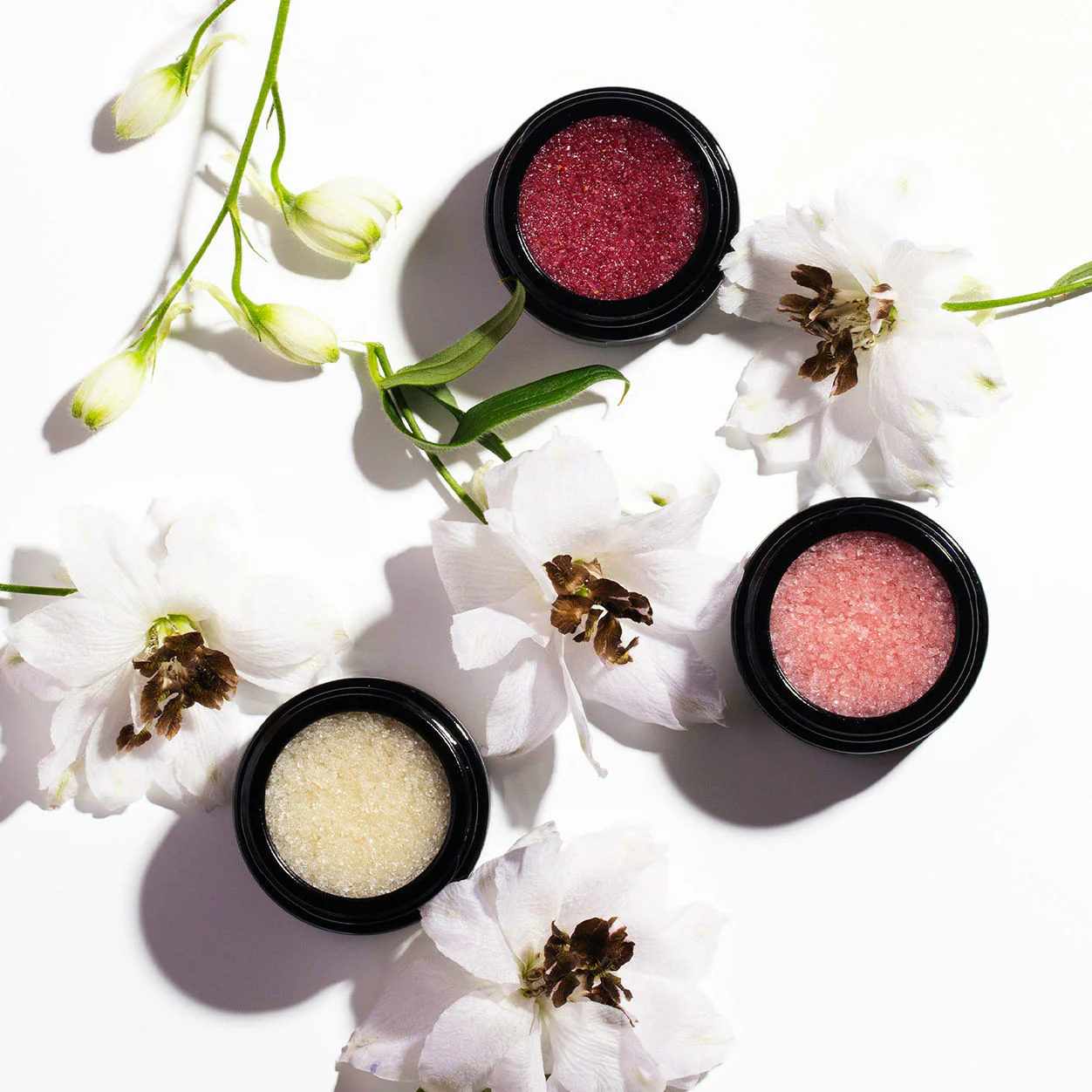Nordic Berries Lip Exfoliator - Image 4