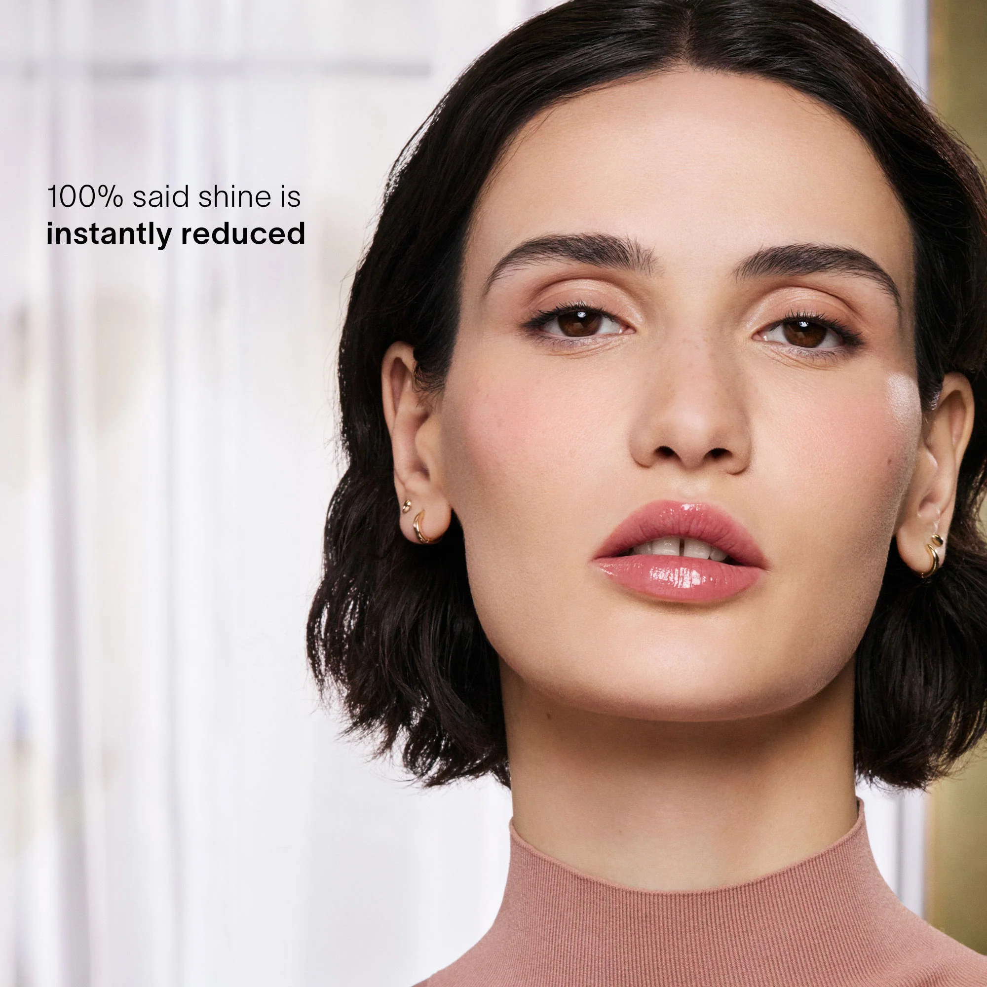 Mini Vanish Airbrush Pressed Powder - Image 7