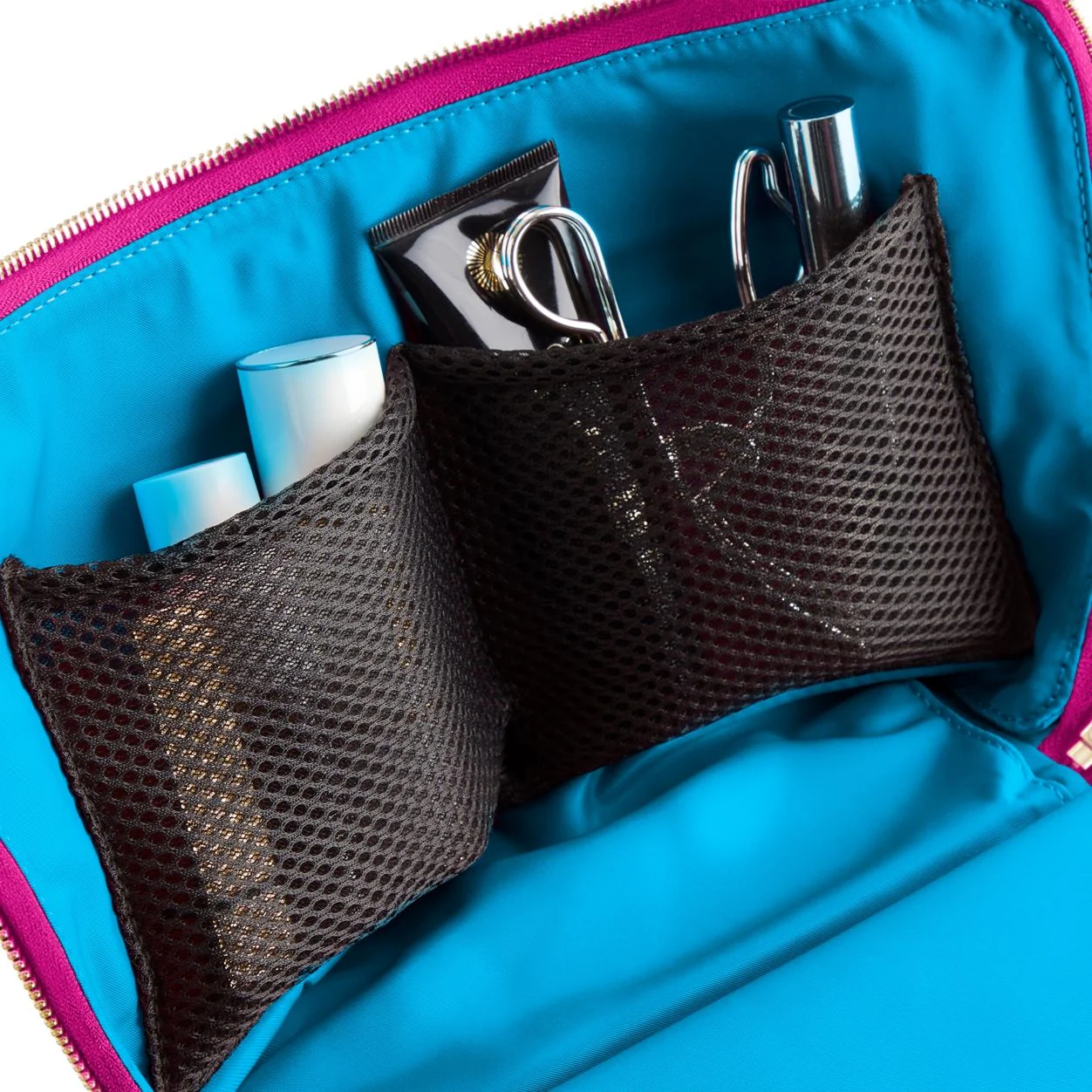 Vacationer Makeup Bag - Image 7