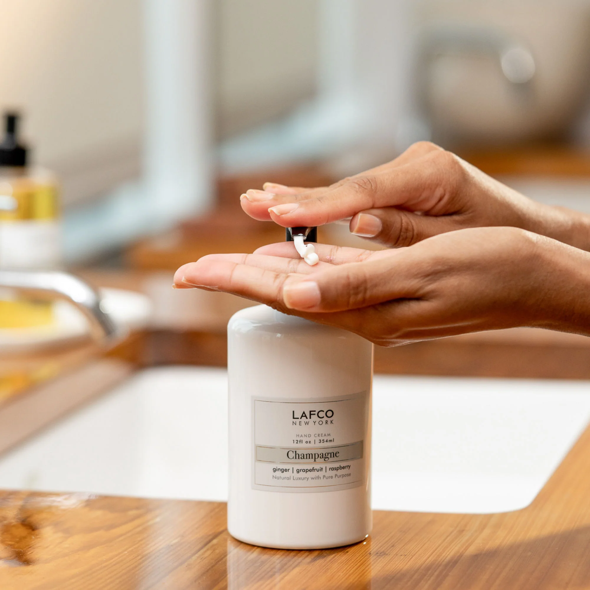 Champagne Hand Cream - Image 4