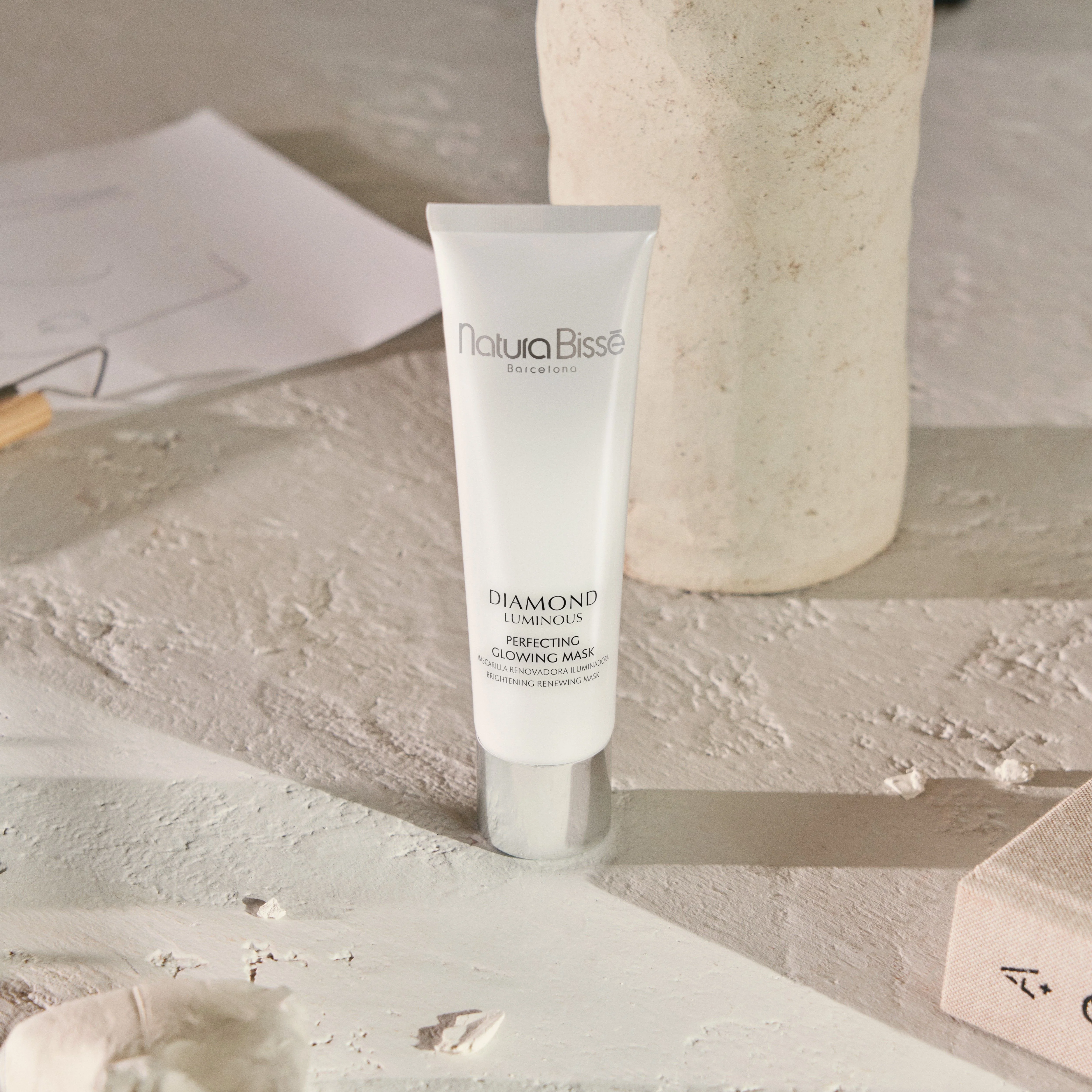 Diamond Luminous Perfecting Glowing Mask - Image 4
