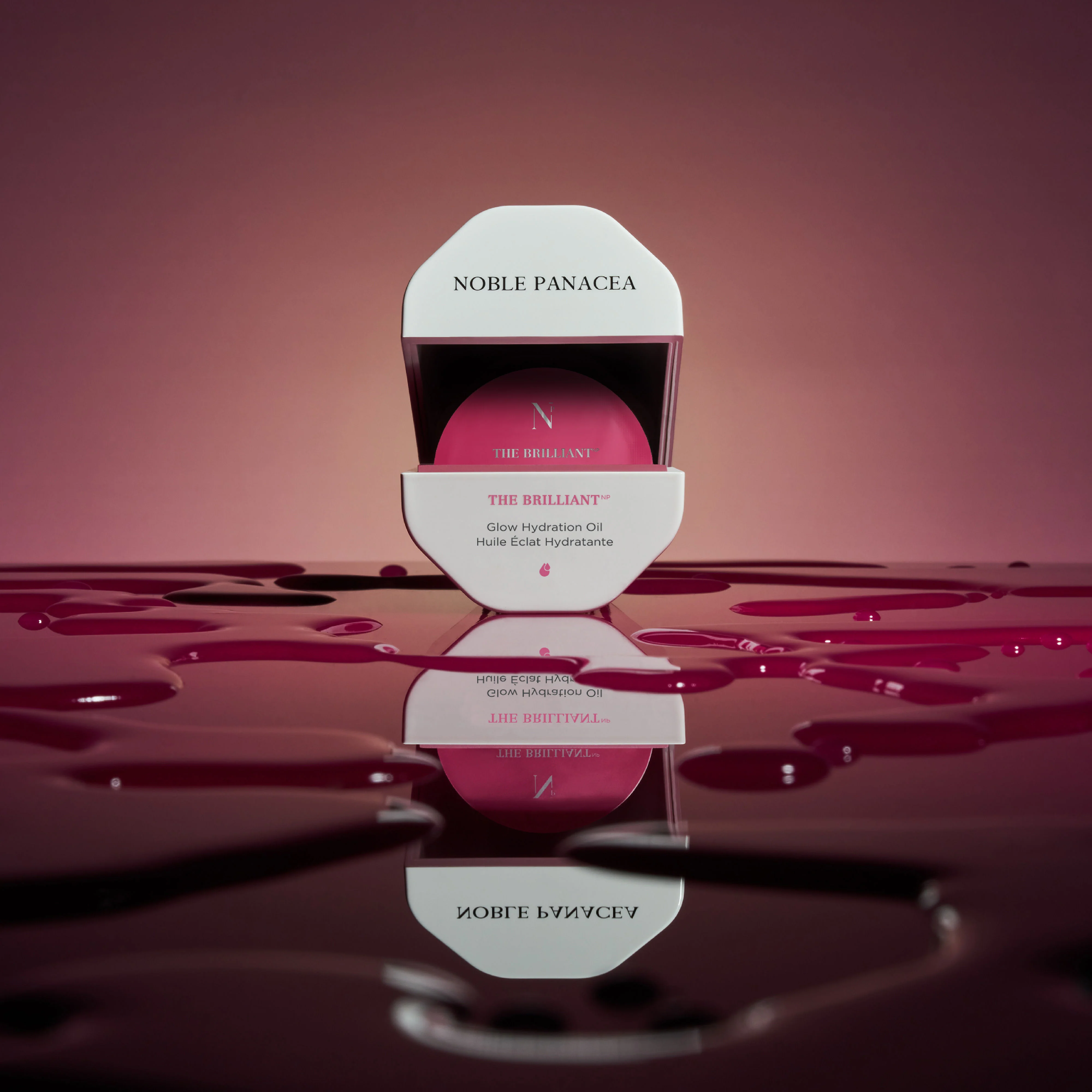 The Brilliant Glow Hydration Oil - Image 2