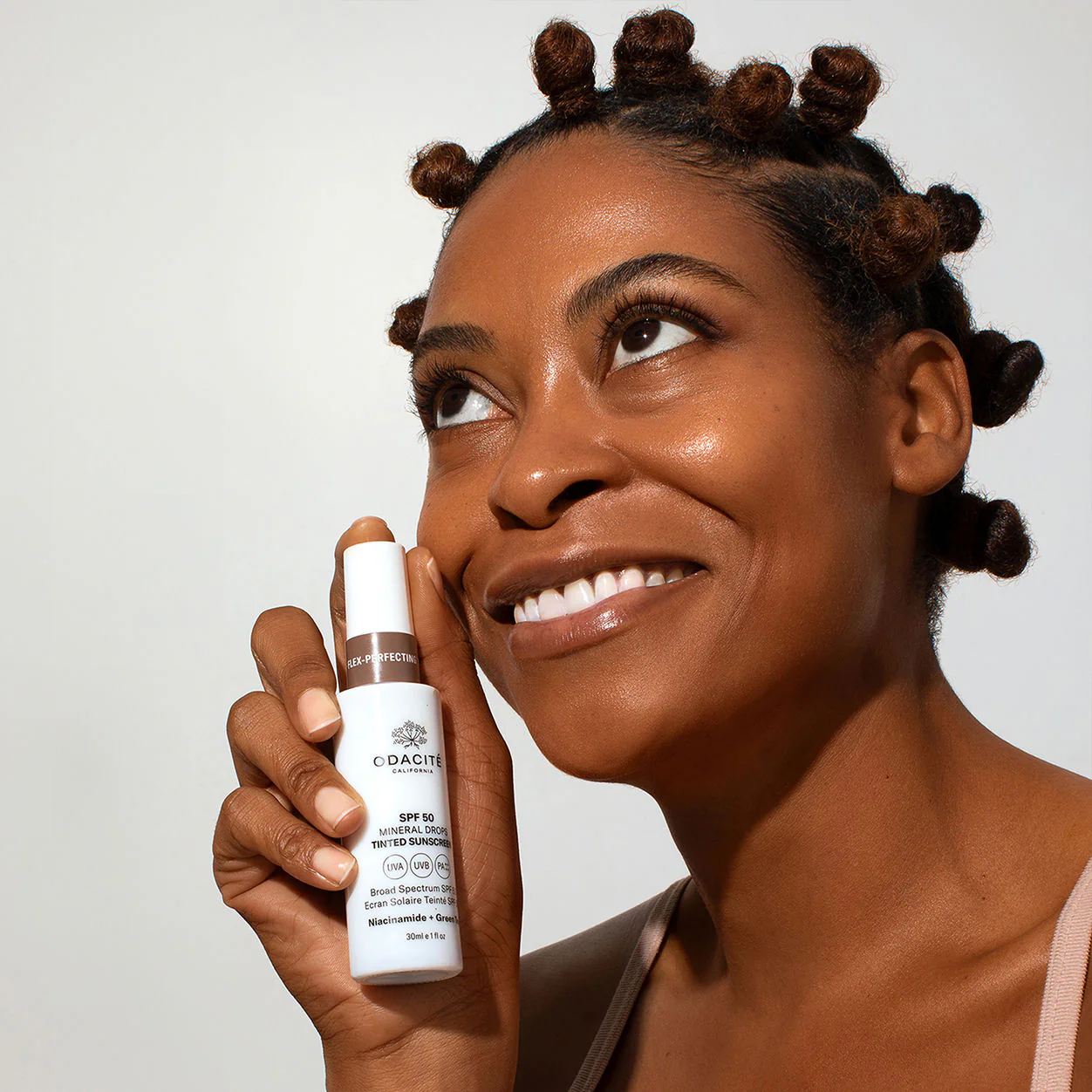Flex-Perfecting Mineral Drops Tinted Sunscreen SPF 50 - Image 22