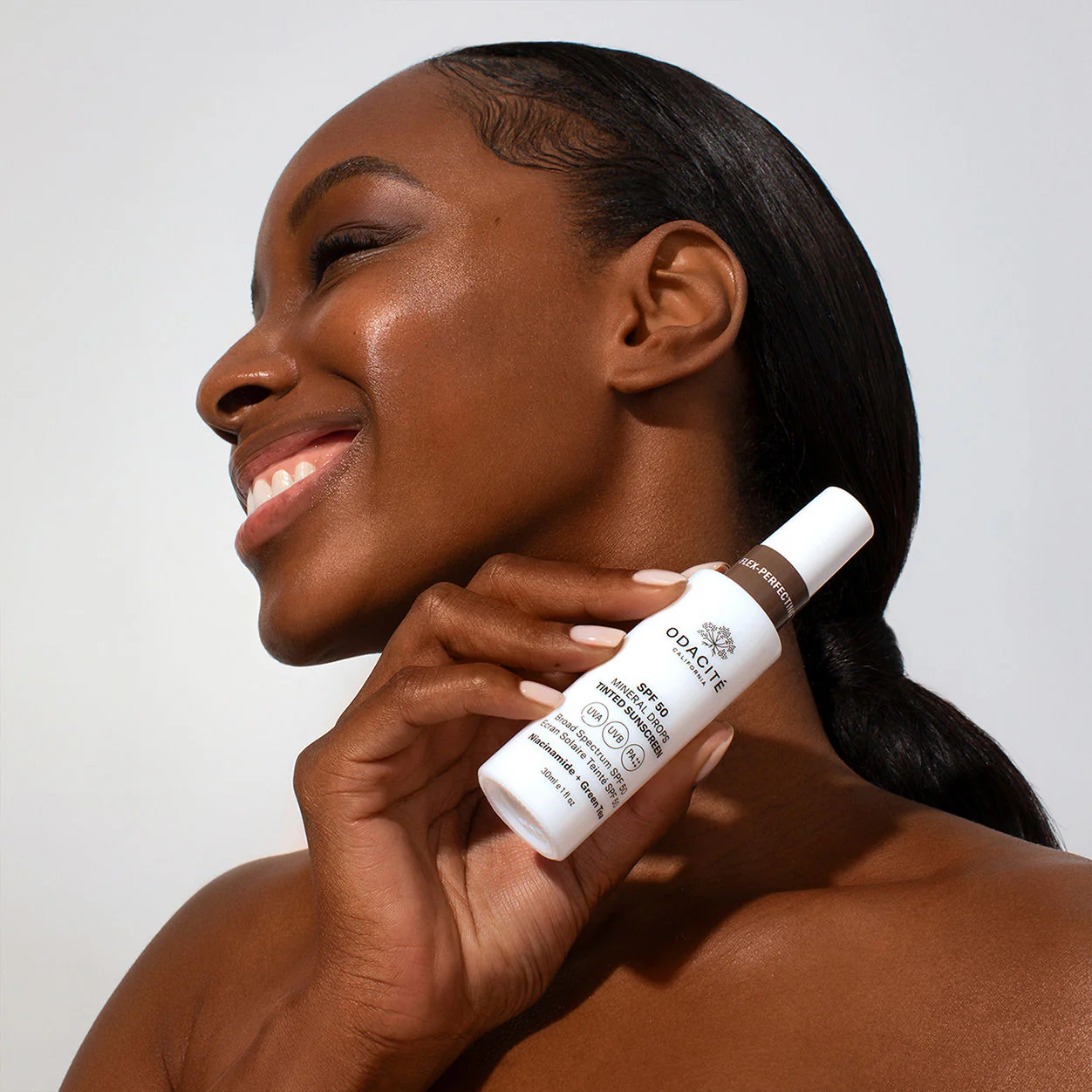 Flex-Perfecting Mineral Drops Tinted Sunscreen SPF 50 - Image 42