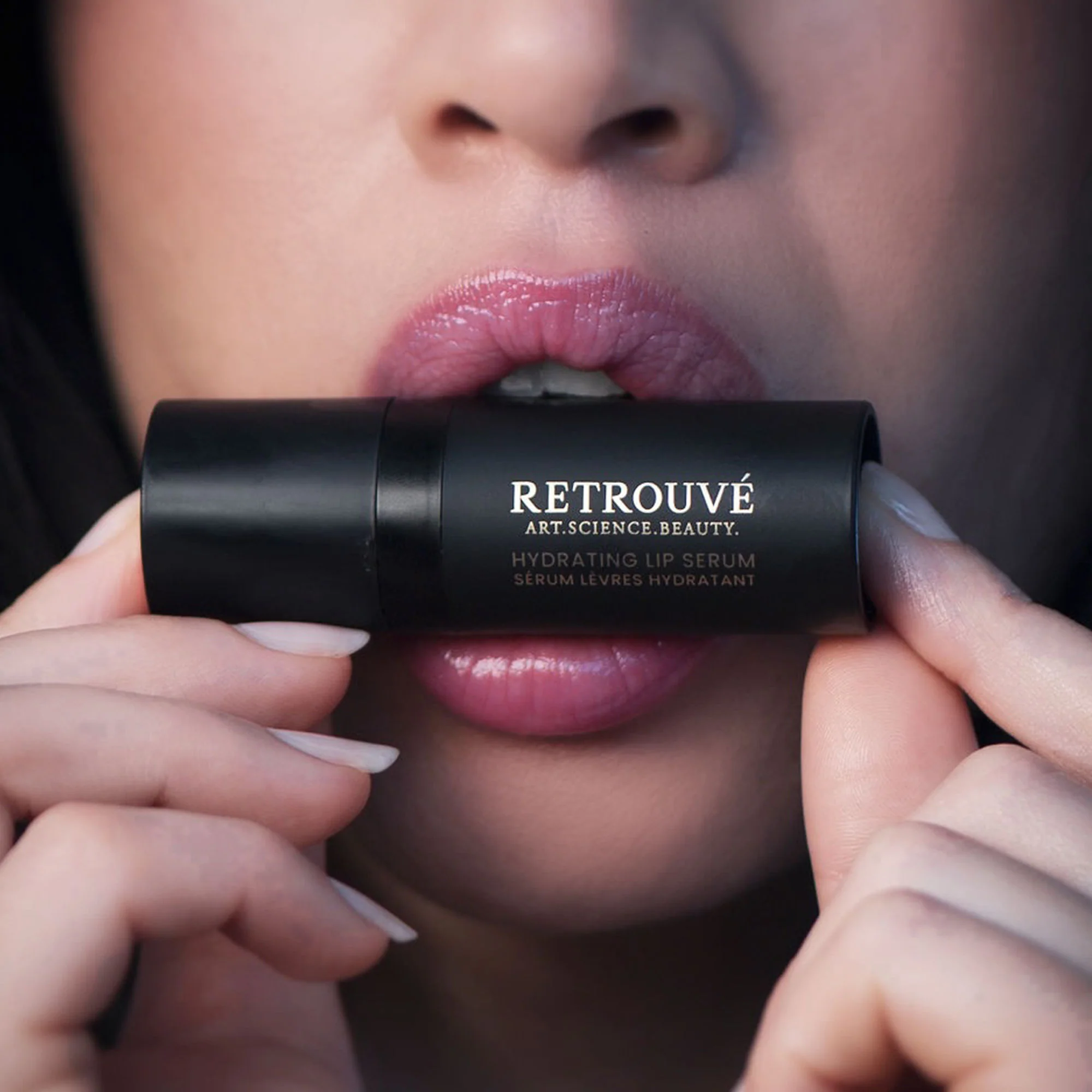 Hydrating Lip Serum - Image 10