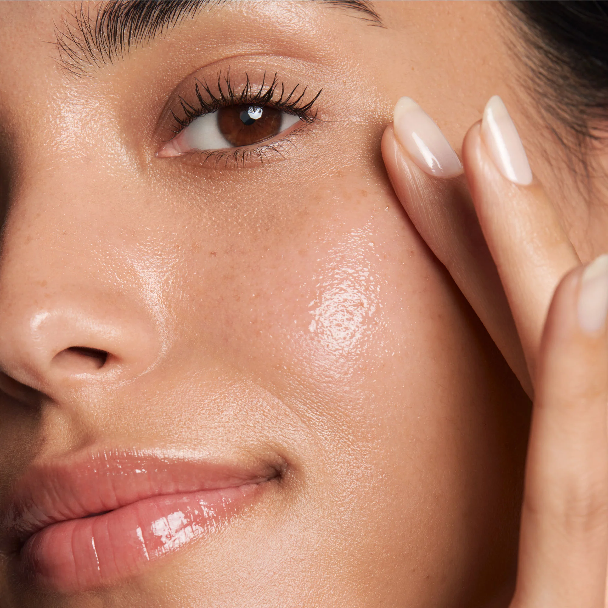 Revitalizing Eye Concentrate Skin Hydrator - Image 9