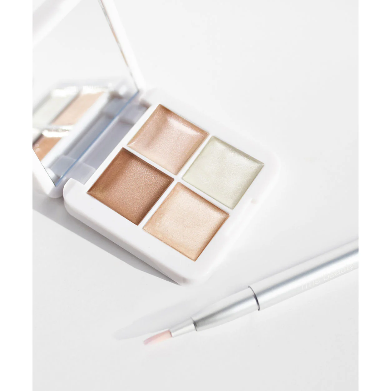 Living Luminizer Glow Quad Mini - Image 4