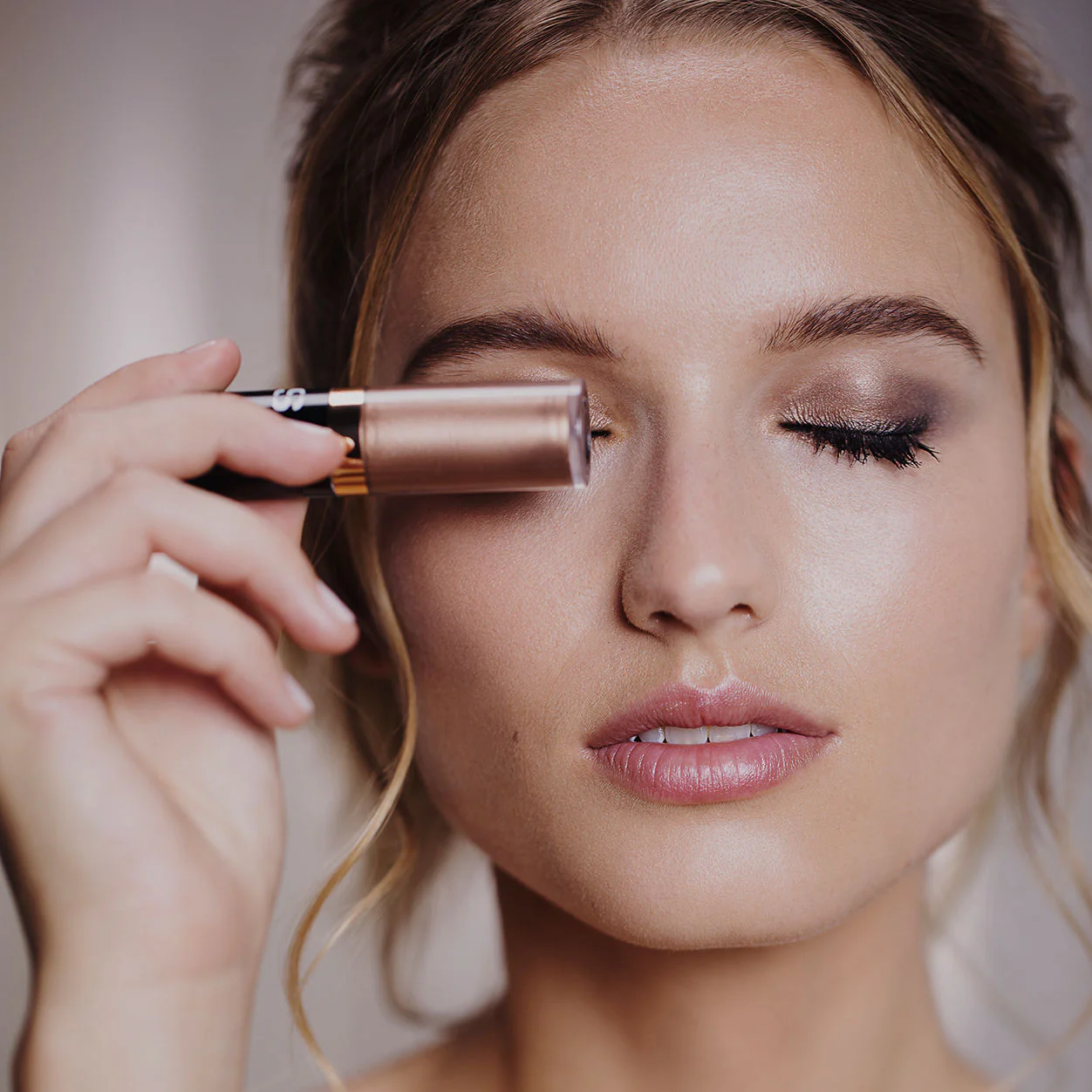 Ombre Éclat Liquide Eyeshadow - Image 25