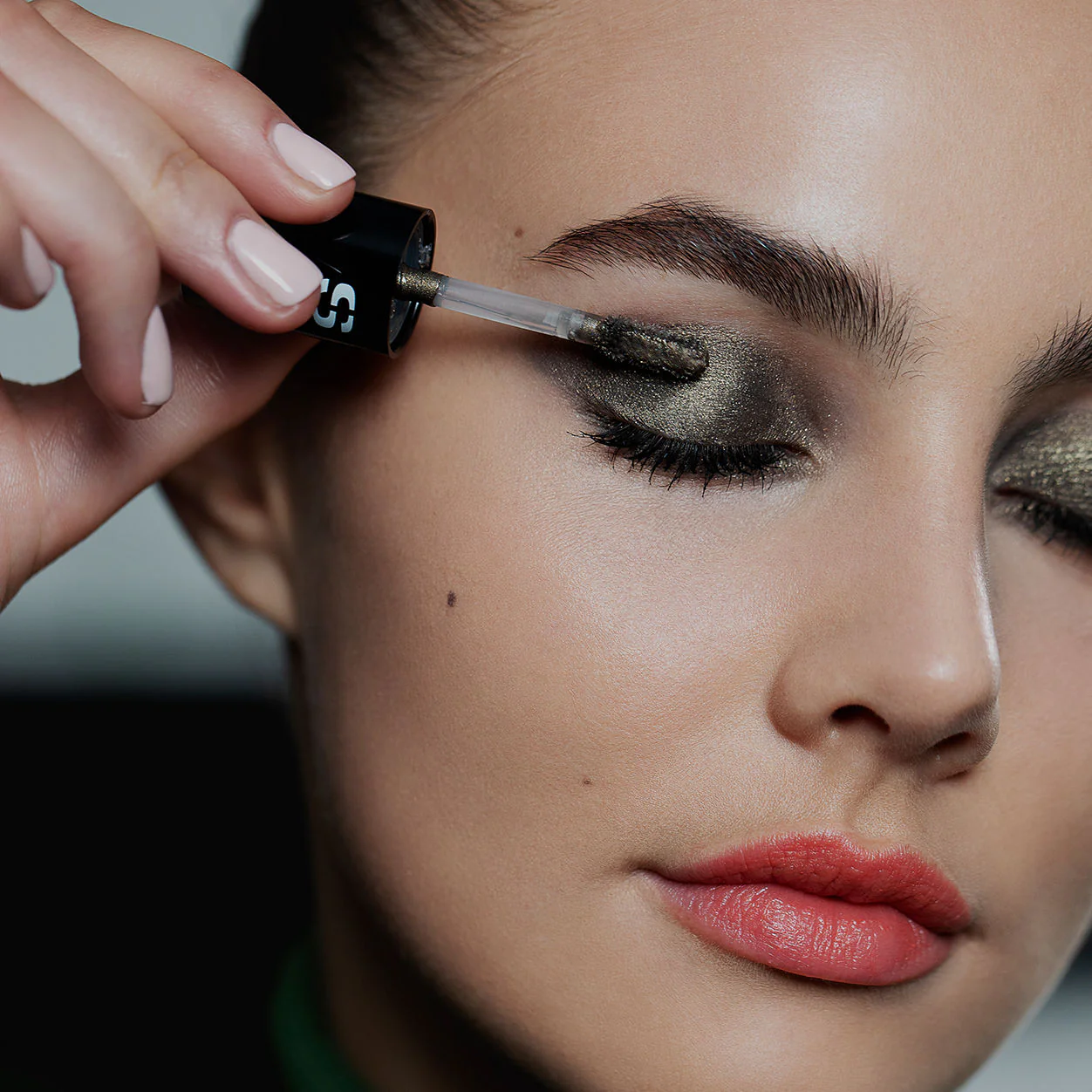 Ombre Éclat Liquide Eyeshadow - Image 29