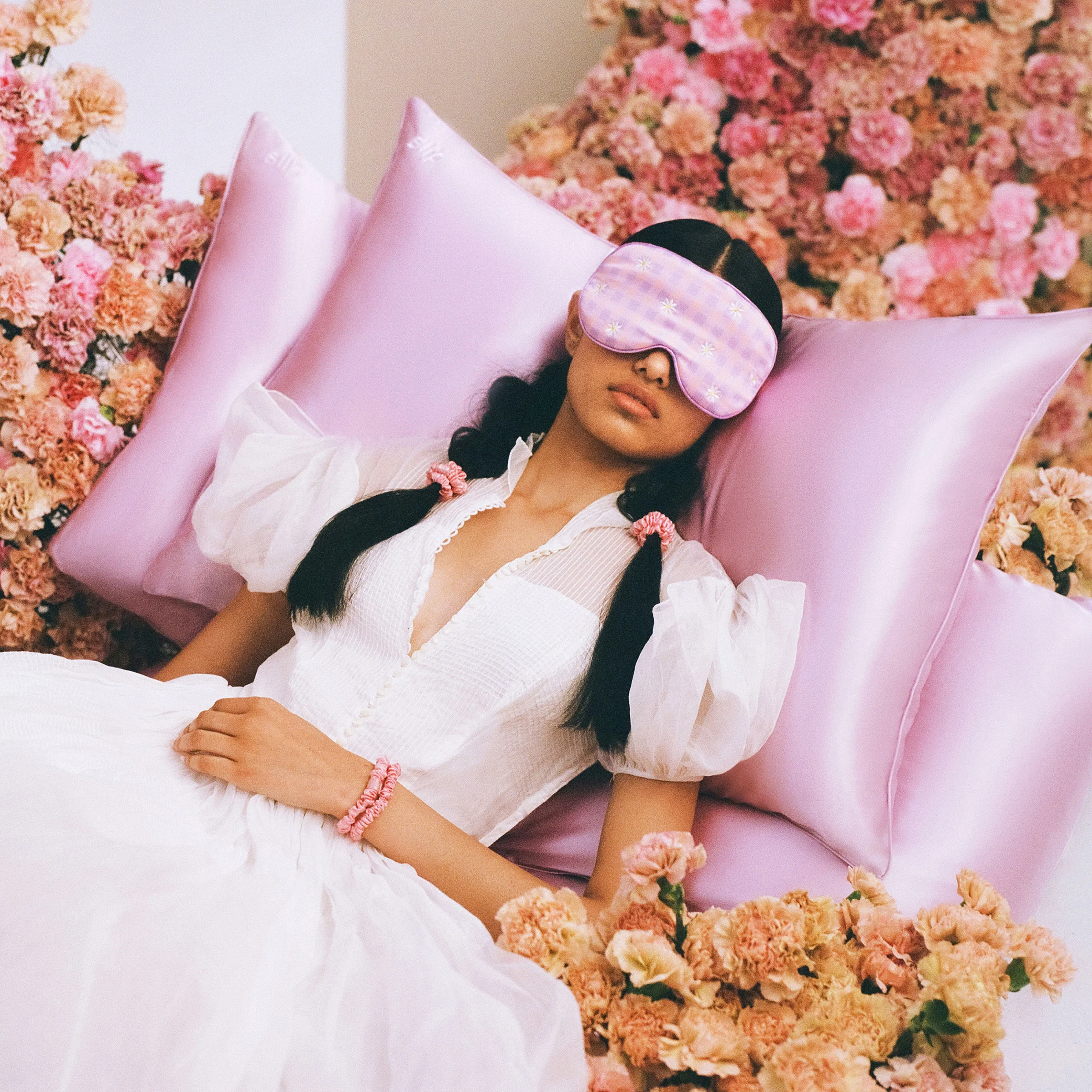Pure Silk Contour Sleep Mask - Image 27
