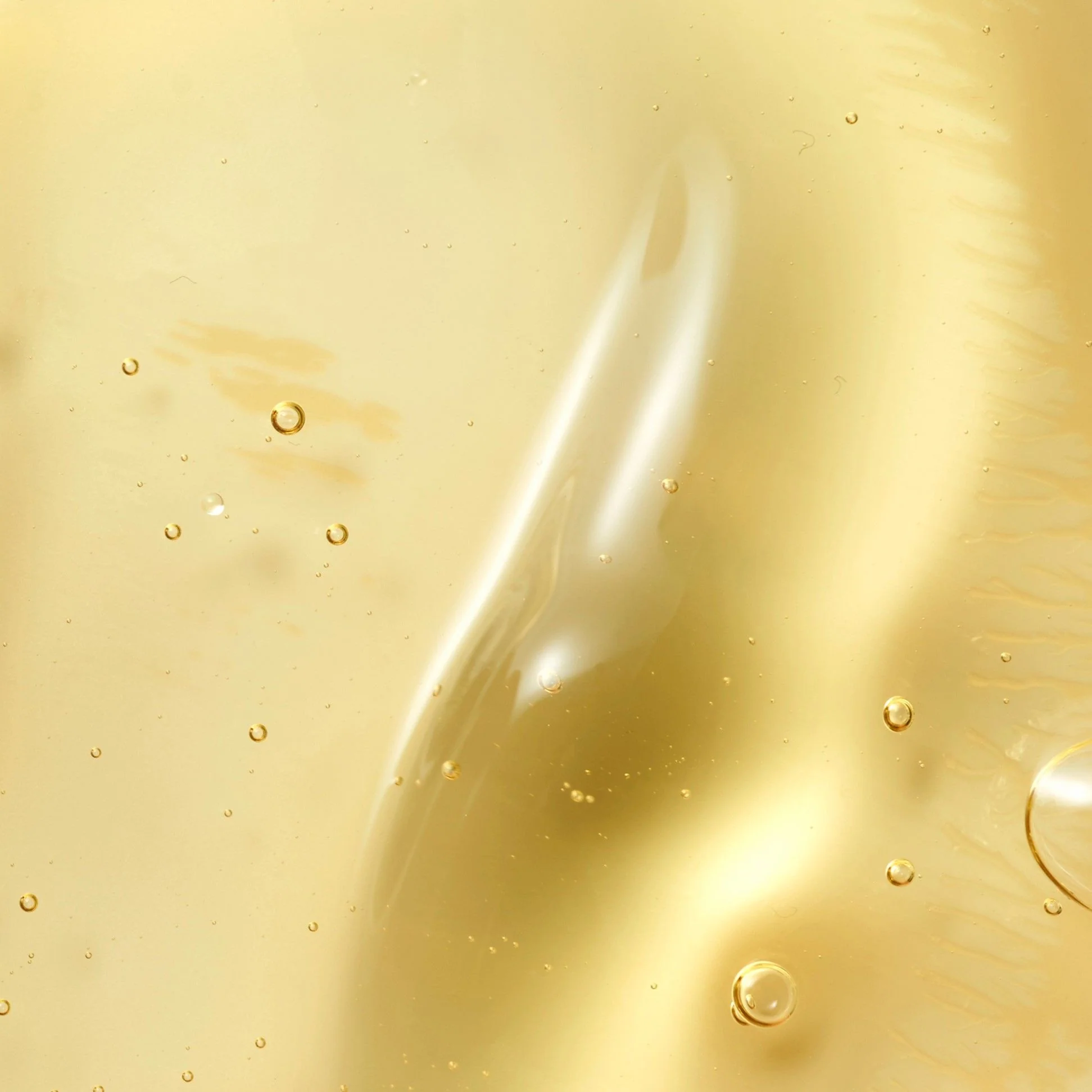 Nourishing Oil Cleanser - Image 3