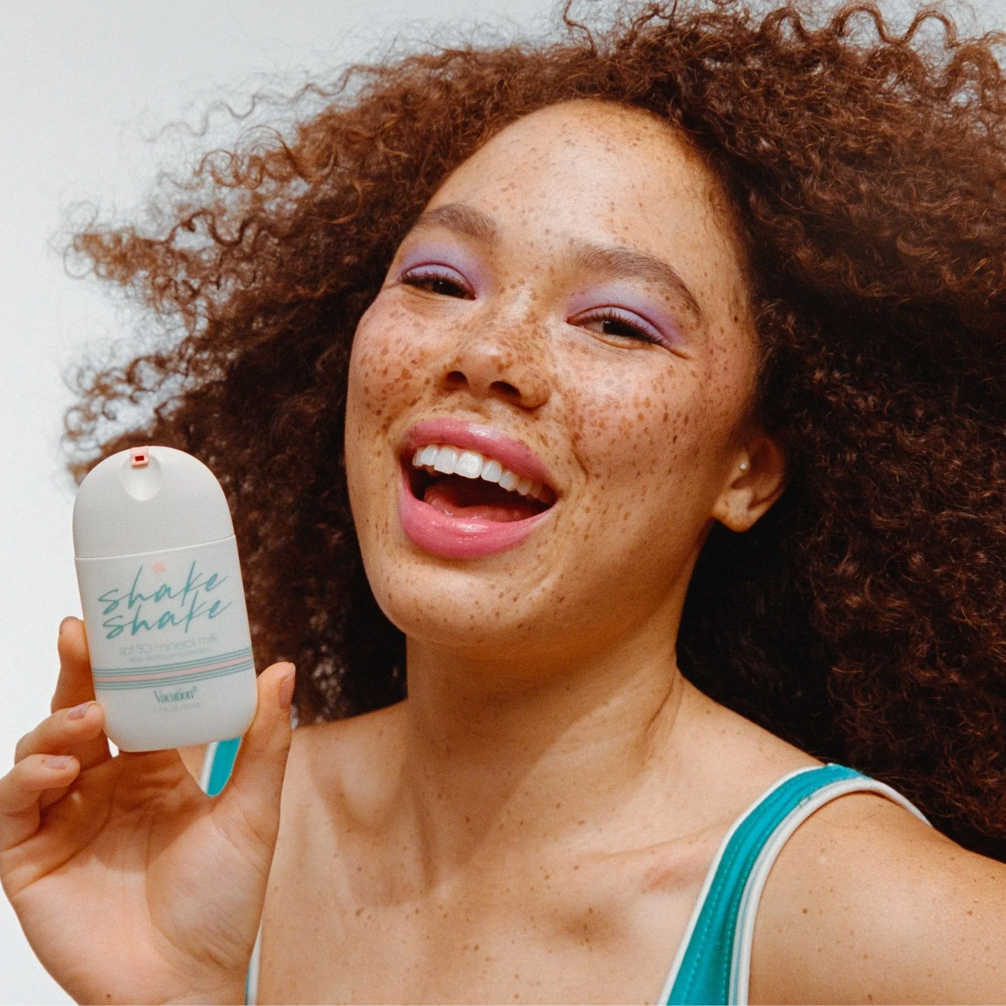 Shake Shake SPF 50 Mineral Milk - Image 5