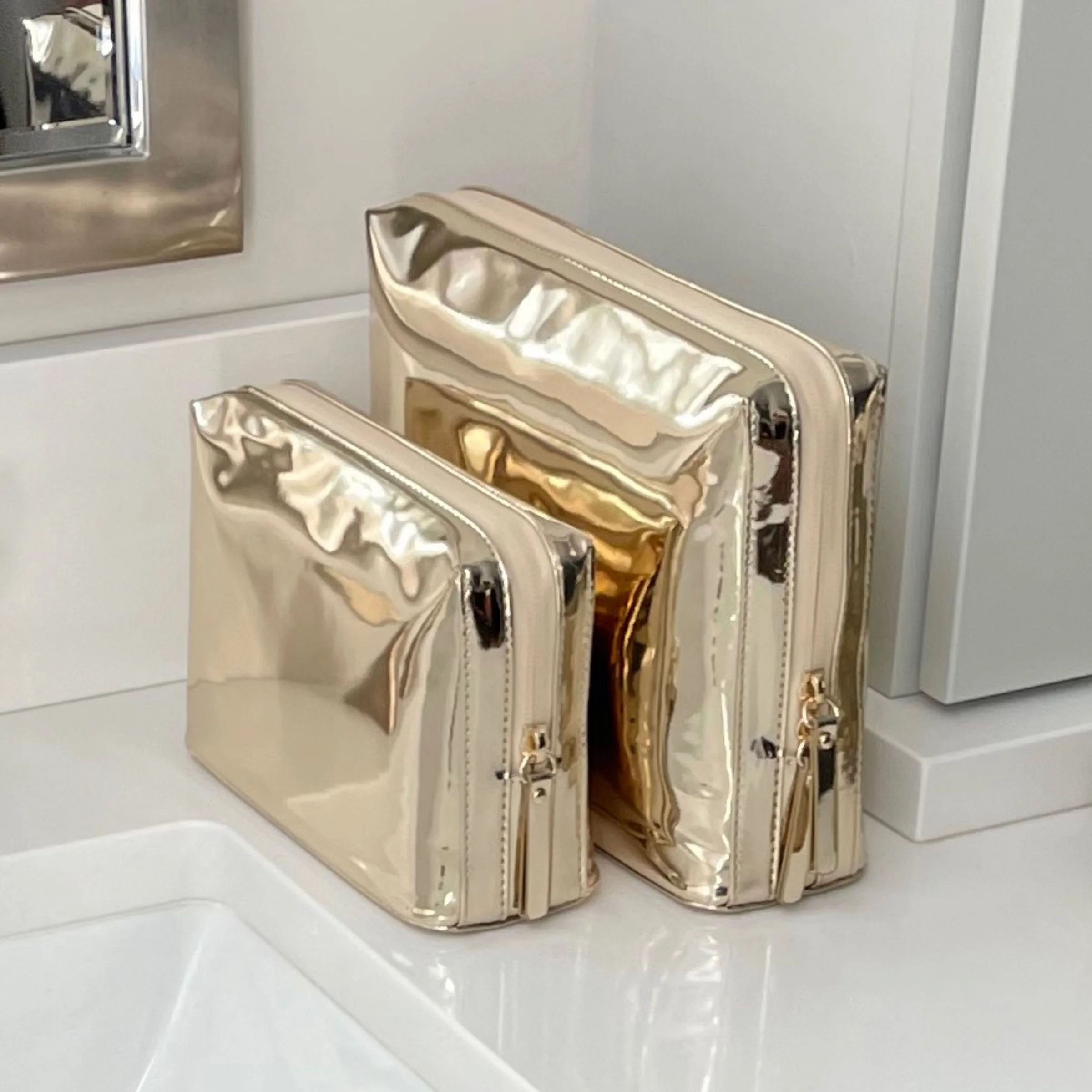 Performance Beauty Bag - Image 19